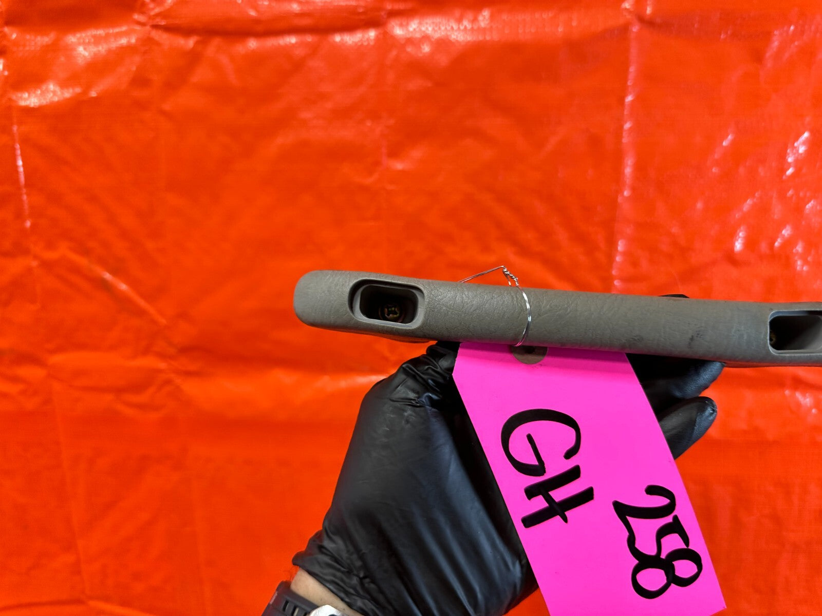 02 05 HONDA CIVIC SI EP3 HATCHBACK   INTERIOR GRAB HANDLE LEFT / RIGHT OEM #2584