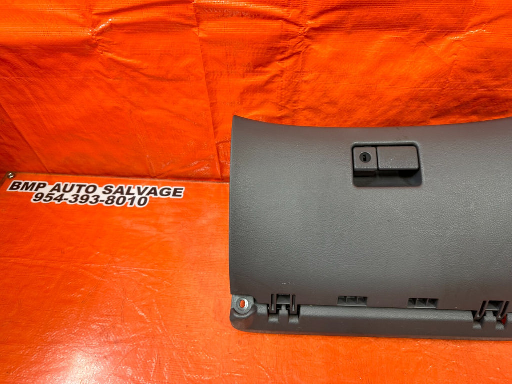00 05 TOYOTA CELICA   GLOVE BOX   LIGHT GRAY COLOR   OEM FACTORY OE #2508