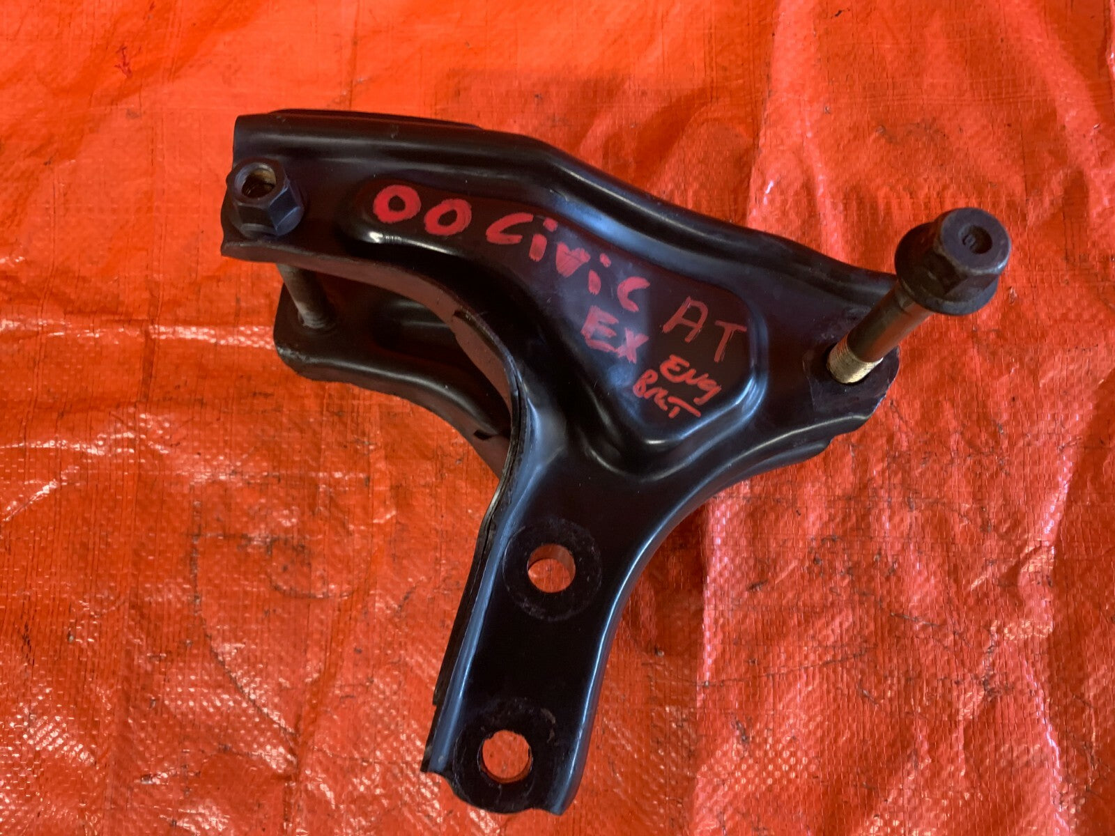 96 00 HONDA CIVIC EX COUPE   REAR TRANSMISSION BRACKET   AUTOMATIC AUTO A/T OEM1