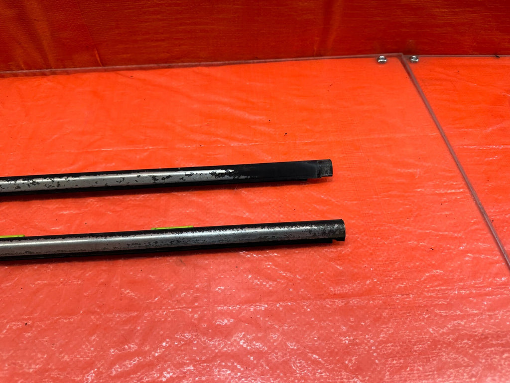 96 00 HONDA CIVIC COUPE HATCH EXTERIOR DOOR WINDOW GLASS TRIM SET LEFT RIGHT 1914