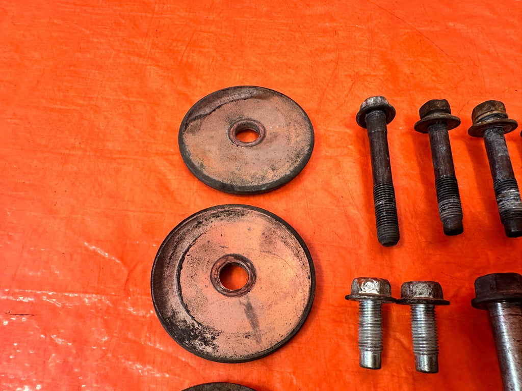 08 15 INFINITI G37 Q60   FRONT SUBFRAME CROSSMEMBER CARRIER BOLTS   OEM 3286
