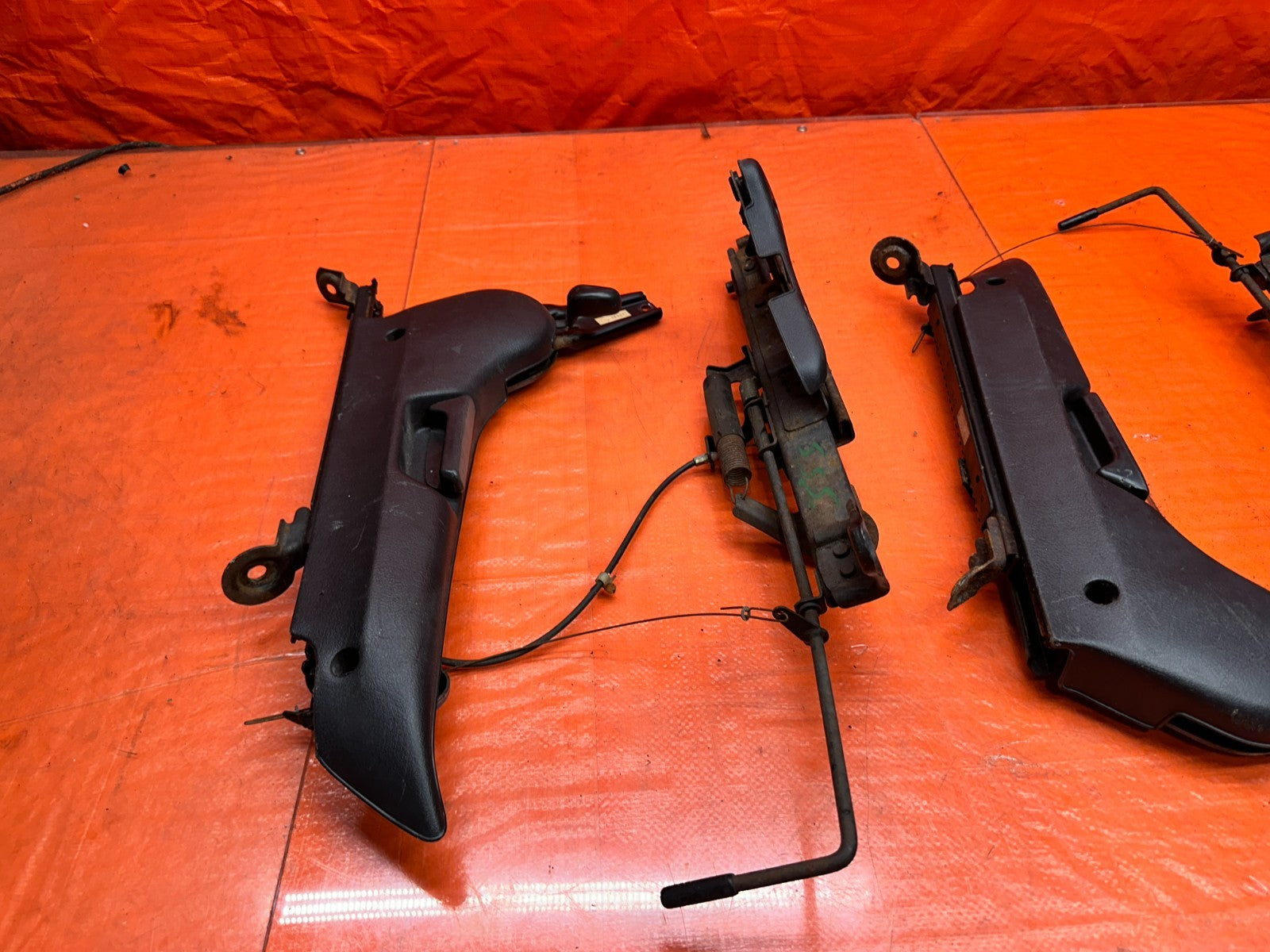 92 95 HONDA CIVIC EX 2D   FRONT SEAT SLIDER RAILS TRACKS LEFT RIGHT   OEM #3335