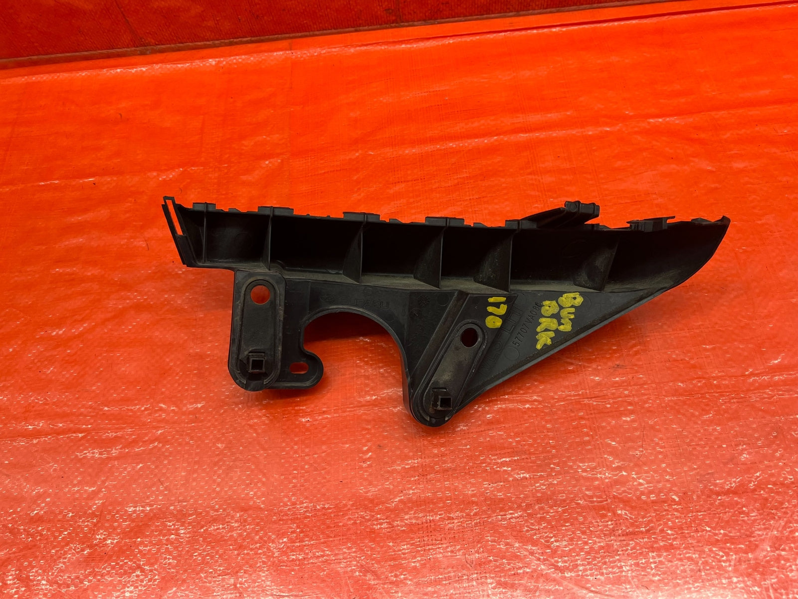 15 21 SUBARU WRX & STI   BUMPER BRACKET REAR LEFT CENTER BRACKET   OEM #1708