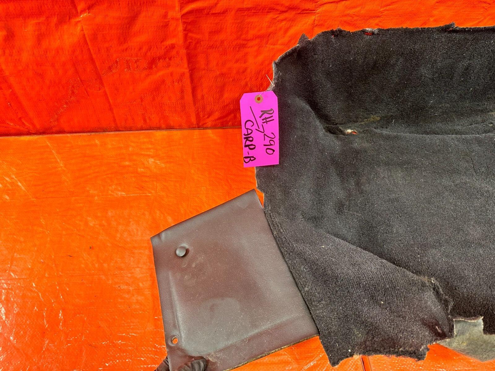 00 05 HONDA S2000   PASSENGER RIGHT   CARPET RUG FLOOR MAT   BLACK   OEM #2905