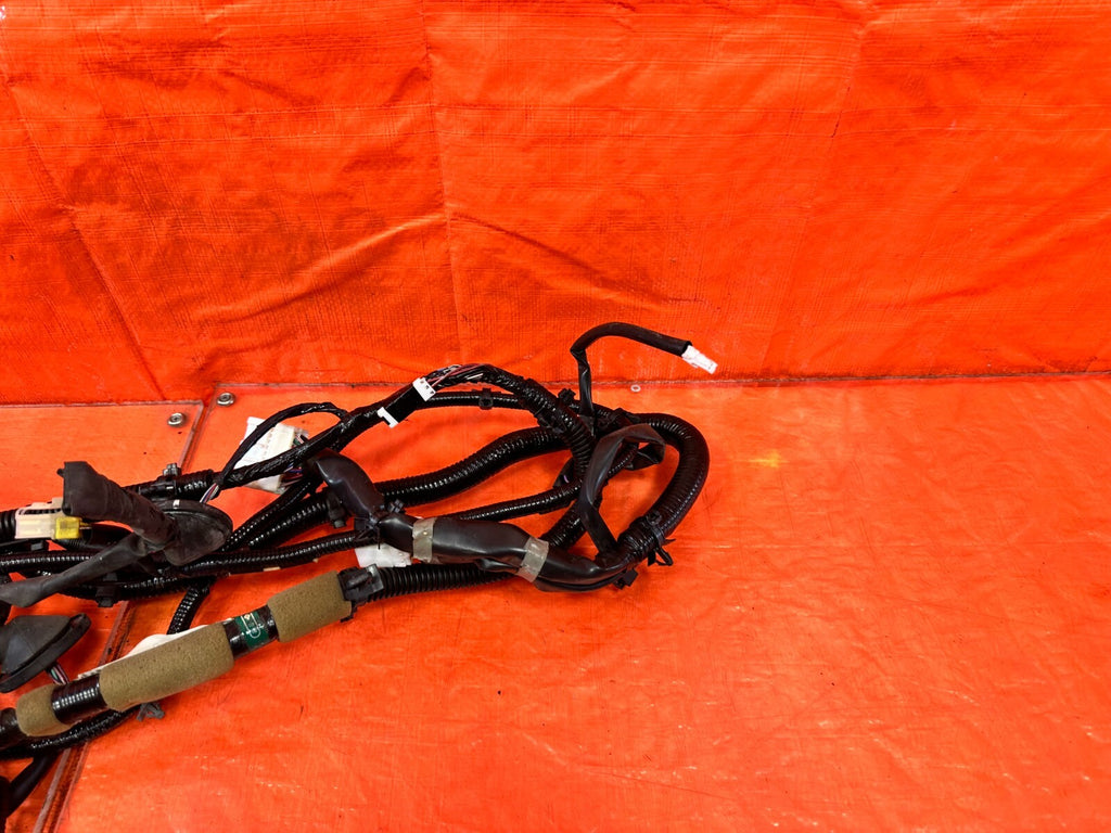 2004 04 NISSAN 350Z CONVERTIBLE REAR / TAIL LIGHT LAMP WIRING HARNESS WIRE LOOM4