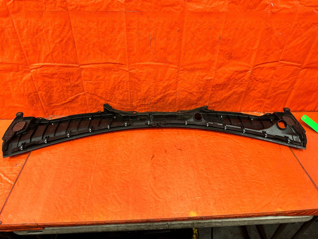 14-20 INFINITI Q50 Q60 - WINDSHIELD WIPER COWL TRIM PLASTIC - OEM FACTORY #3146