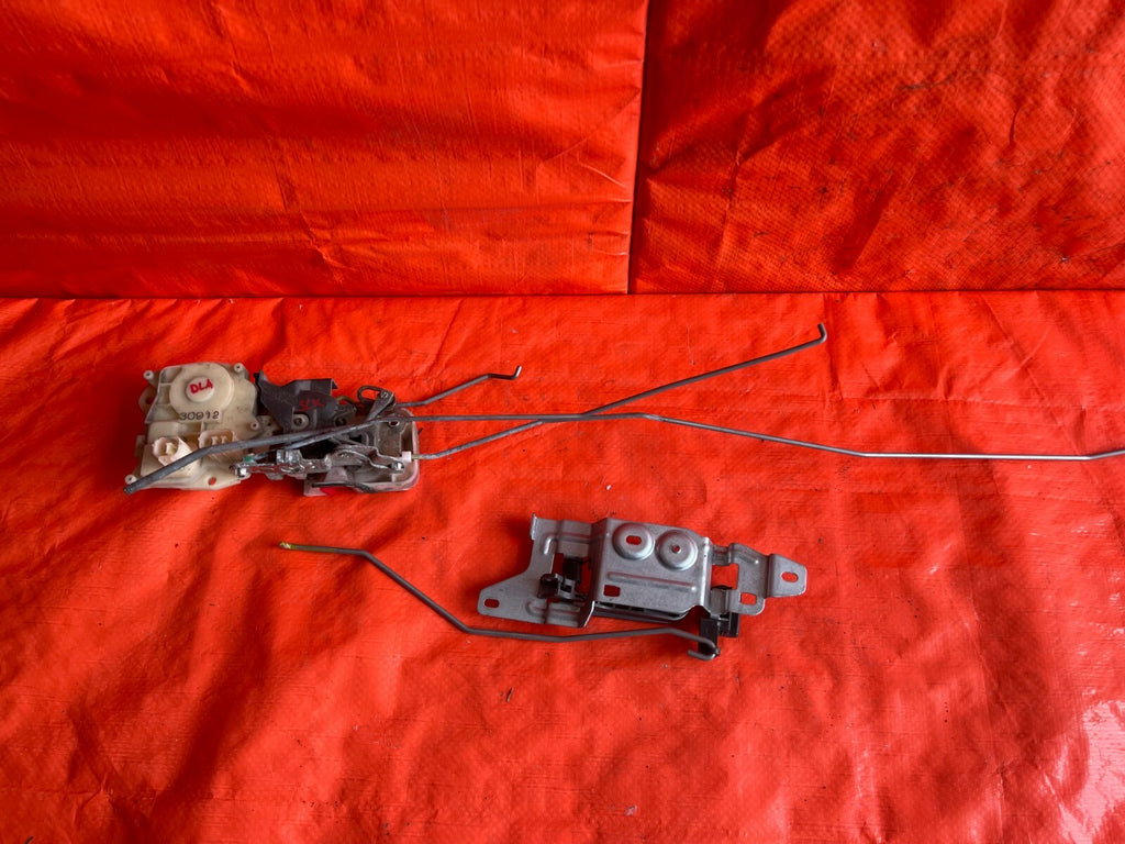 00 09 HONDA S2000   AP1   PASSENGER RIGHT DOOR LOCK ACTUATOR COMPLETE OEM #499