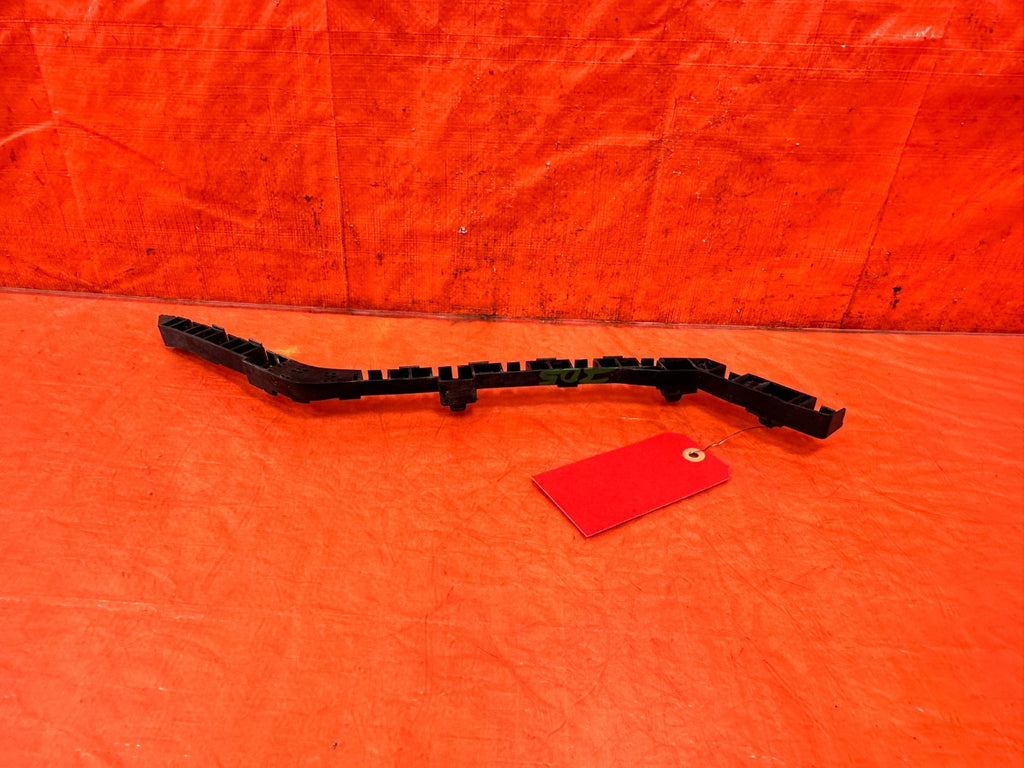 09 14 ACURA TSX   PASSENGER RIGHT REAR BUMPER RETAINER BRACKET CLIP   OEM #3054
