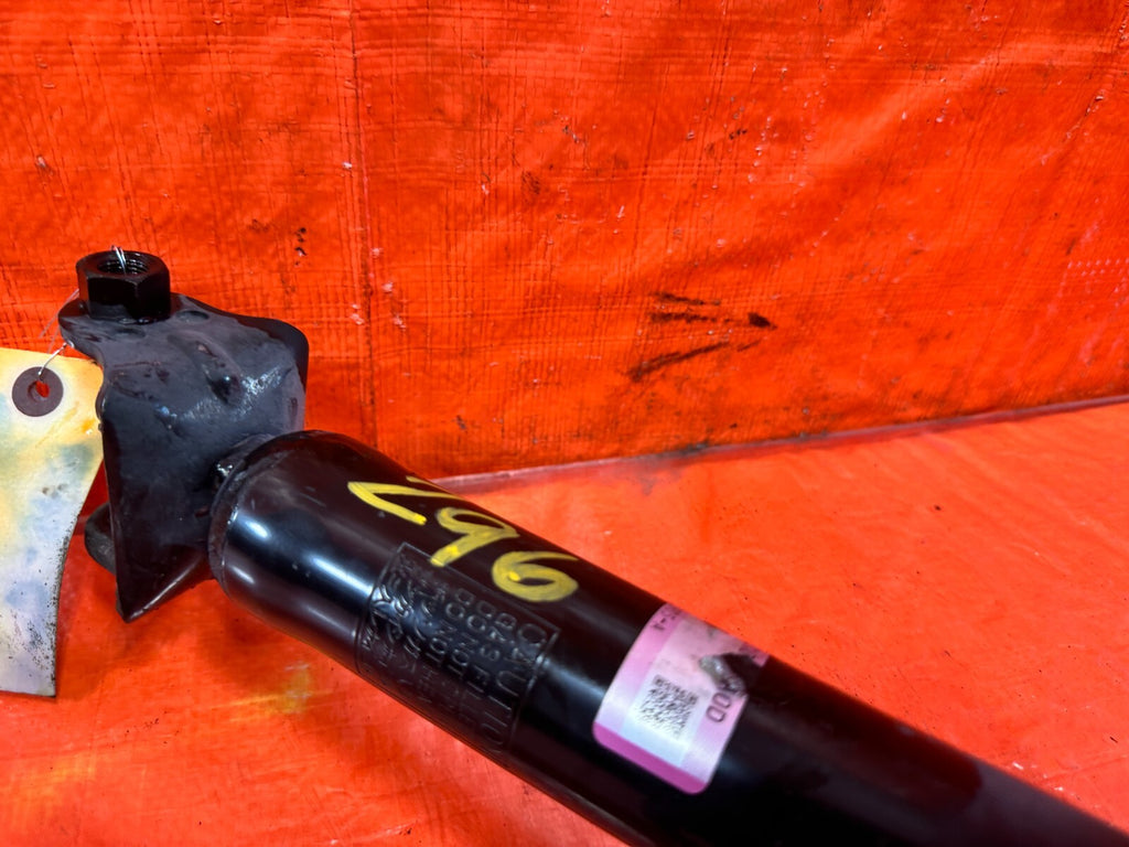 2020 20 INFINITI Q50   NON SPORT MODEL ONLY   LEFT RIGHT REAR SHOCKS   OEM 29613