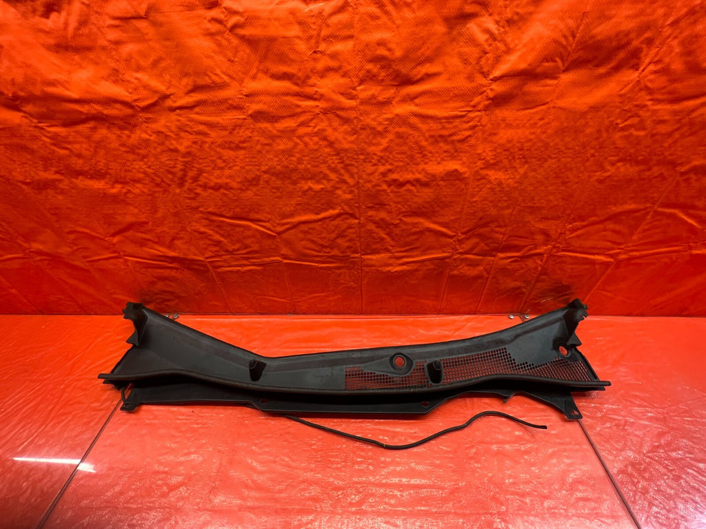 09 14 ACURA TSX   WINDSHIELD WIPER COWL TRIM PLASTIC BEZEL   OEM FACTORY #1680