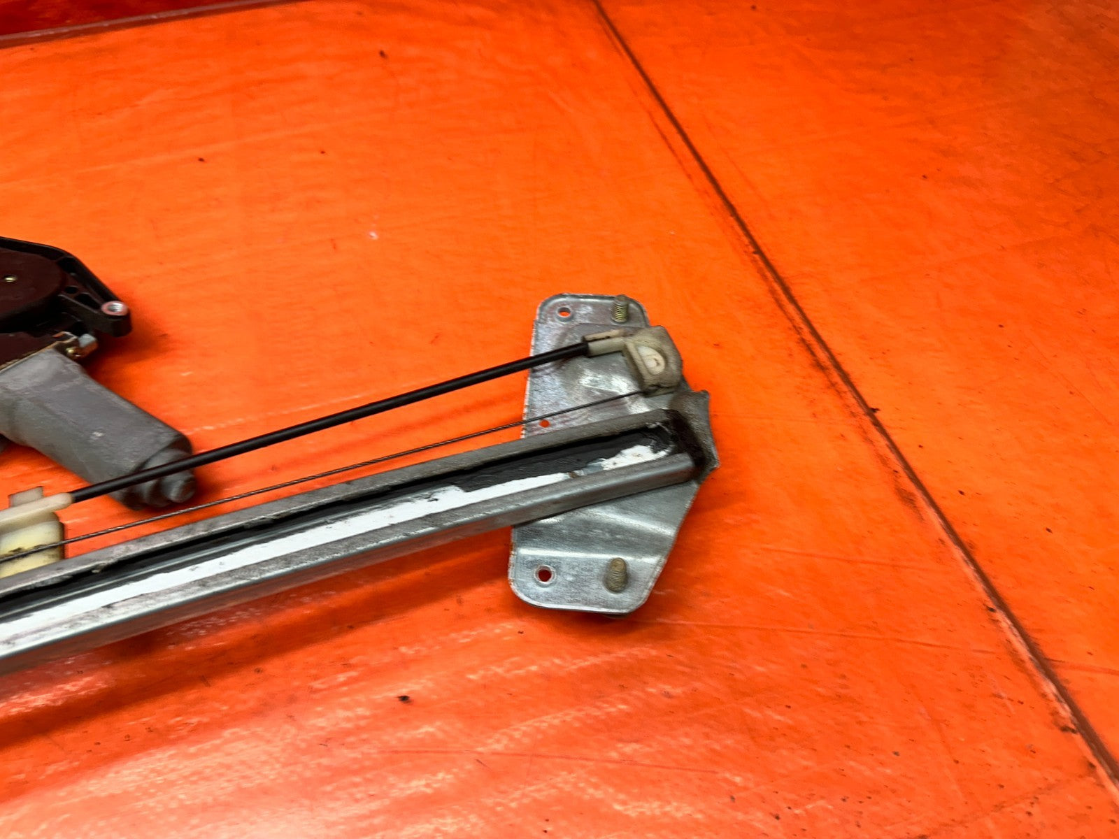 94-01 ACURA INTEGRA 4D RIGHT FRONT PASSENGER WINDOW REGULATOR MOTOR OEM #3412