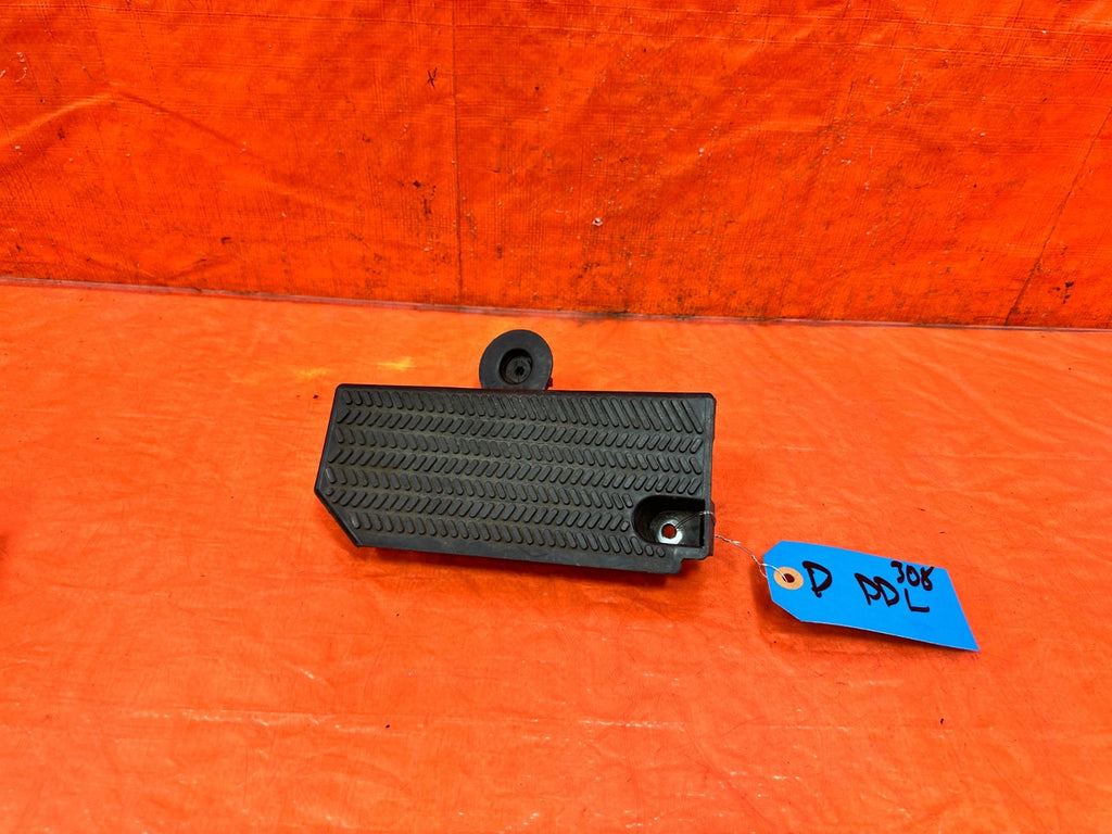 02 05 HONDA CIVIC SI EP3 HATCHBACK   DEAD PEDAL / FOOT REST   OEM FACTORY #3080