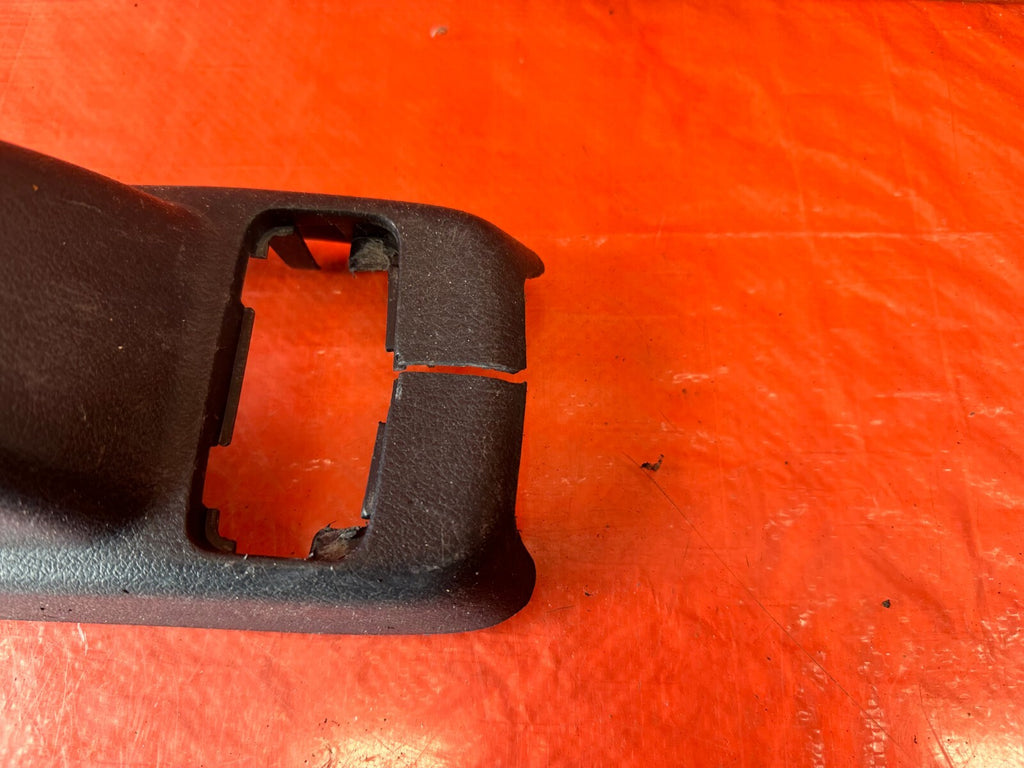 88 91 HONDA CRX   ARM REST DELETE PARKING BRAKE TRIM   BLUE COLOR   OEM #2432