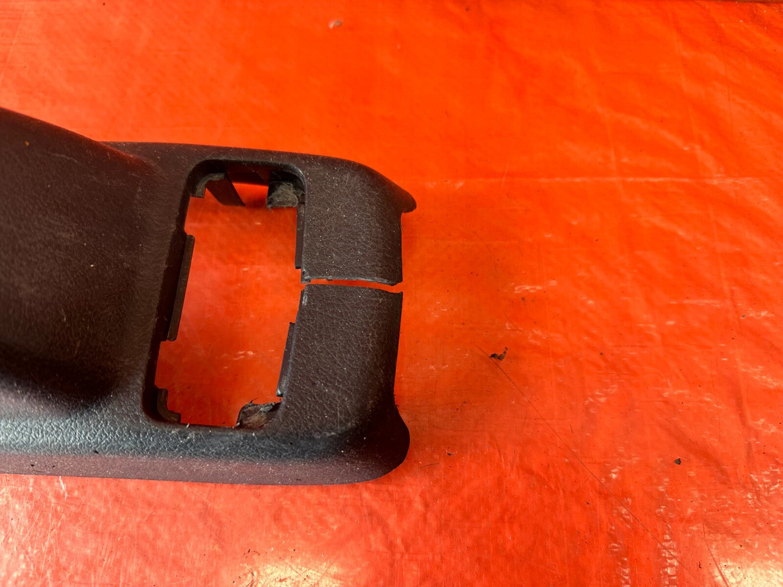 88 91 HONDA CRX   ARM REST DELETE PARKING BRAKE TRIM   BLUE COLOR   OEM #2432