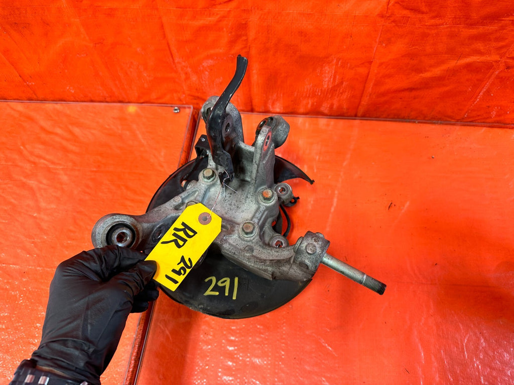 04 08 ACURA TSX   PASSENGER RIGHT REAR   SPINDLE KNUCKLE HUB  OEM 2916