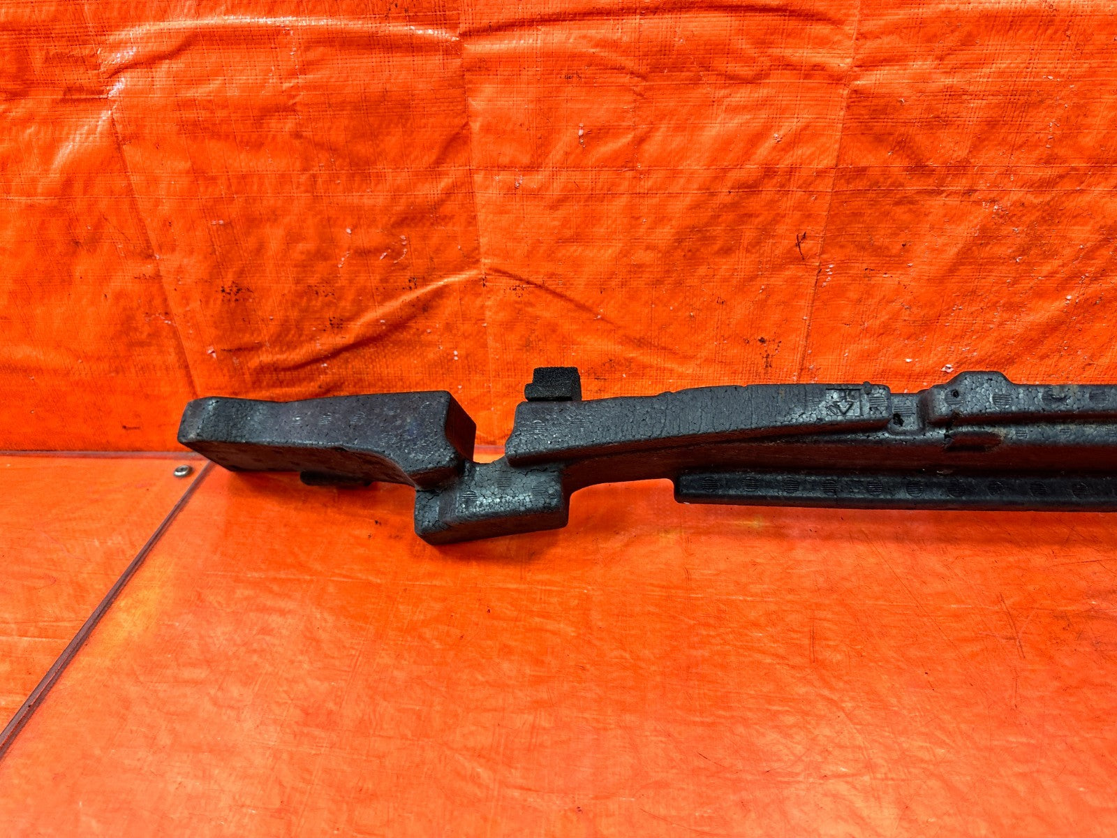 14 15 INFINITI Q50 3.7L   FRONT BUMPER FOAM IMPACT ENERGY ABSORBER   OEM 3133