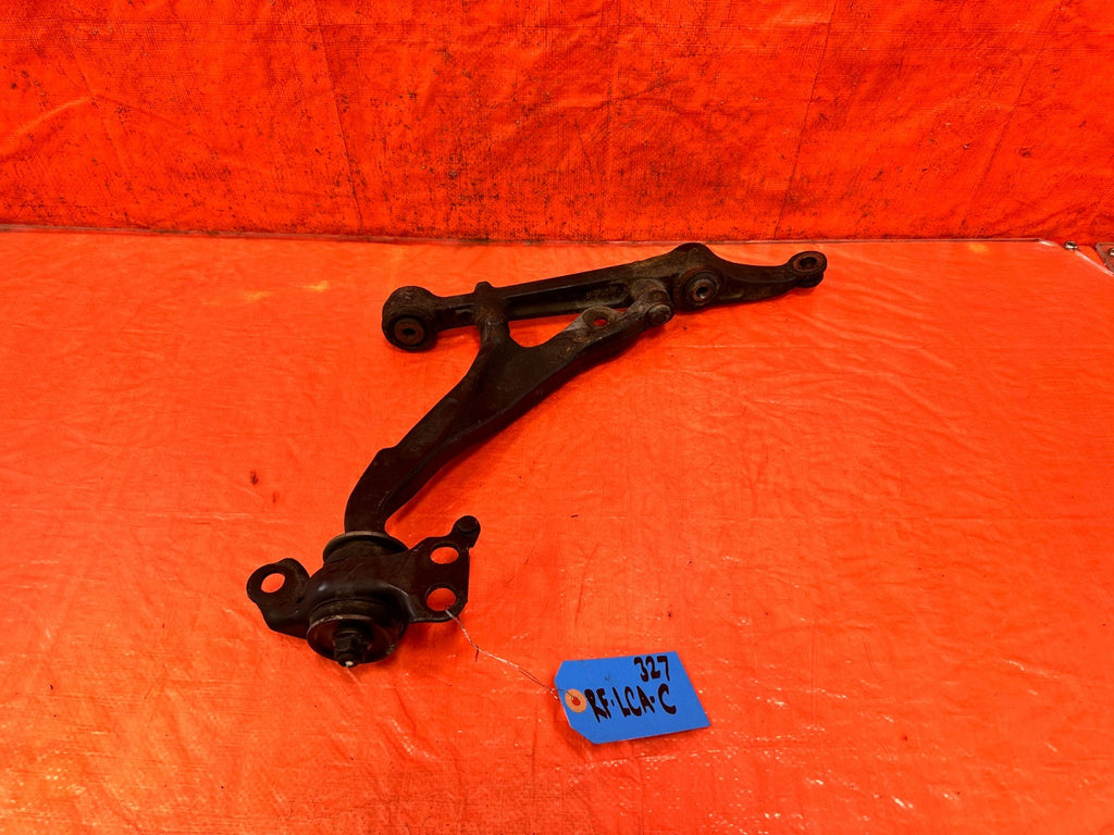 92 95 HONDA CIVIC   PASSENGER RIGHT FRONT LOWER CONTROL ARM   OEM #3270