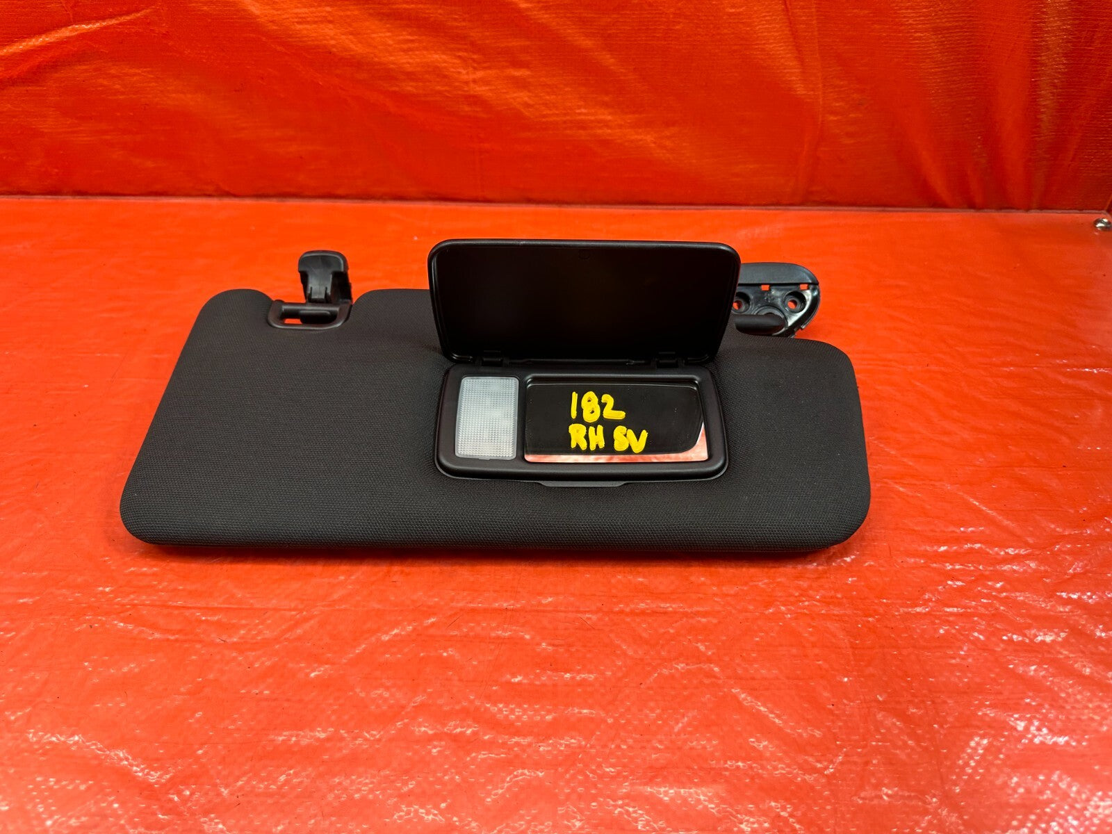 15 21 SUBARU WRX & STI   SUN VISOR   PASSENGER RIGHT   BLACK   NON EYESIGHT #18212
