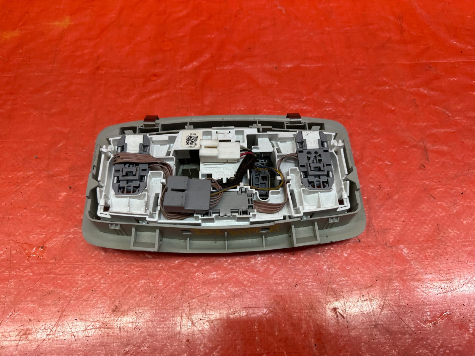 09 15 INFINITI G37 CONVERTIBLE   FRONT   DOME MAP READING LIGHT LAMP   OEM #2324
