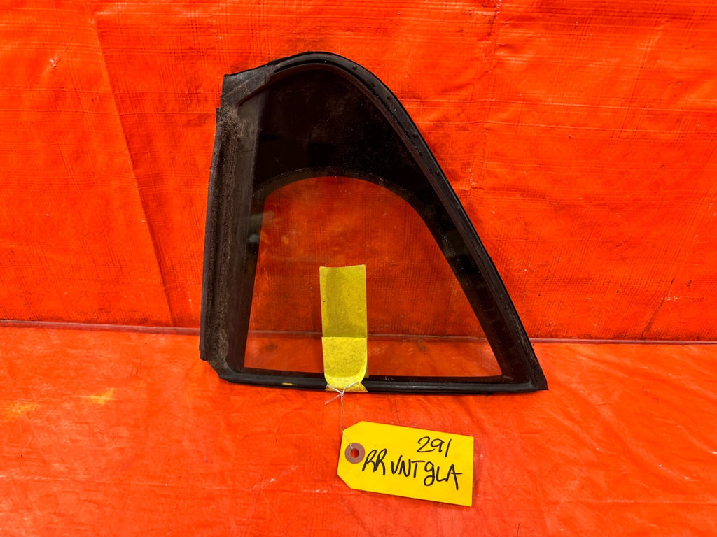 04 08 ACURA TSX   PASSENGER RIGHT REAR   DOOR VENT GLASS   OEM FACTORY #2910