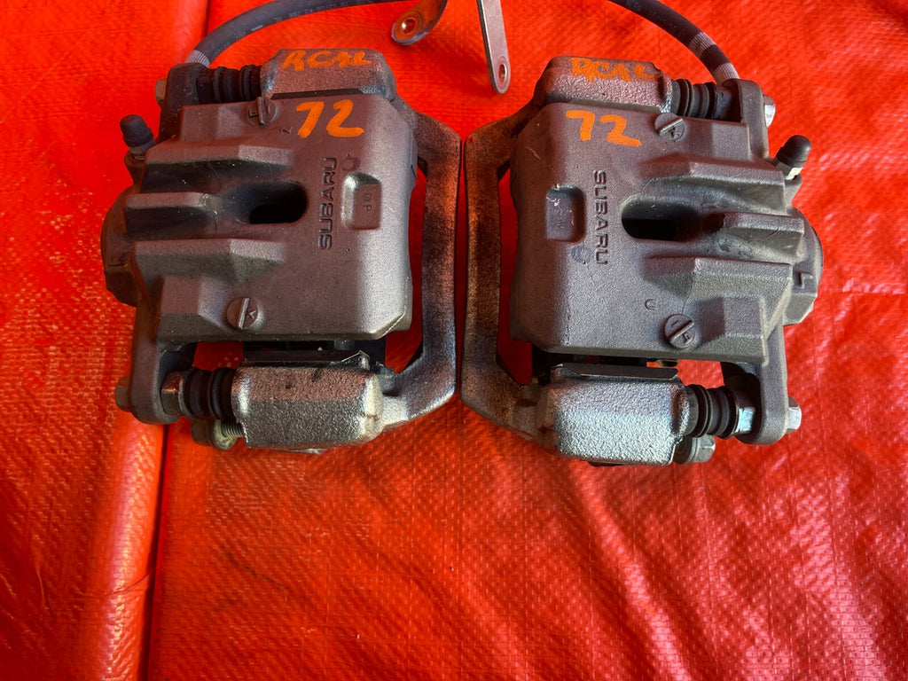 18 21 SUBARU CROSSTREK REAR BRAKE CALIPERS   DRIVER LEFT PASSENGER RIGHT OEM #724