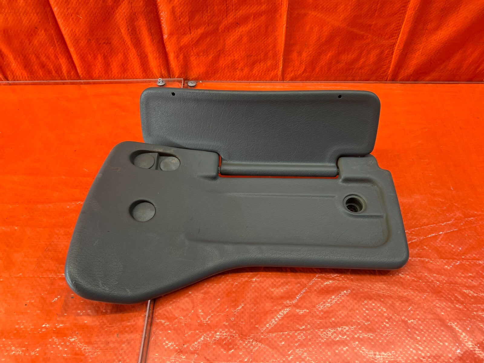 94 95 HONDA DEL SOL   SUN VISOR   PASSENGER RIGHT SIDE   GRAY COLOR   OEM #1468