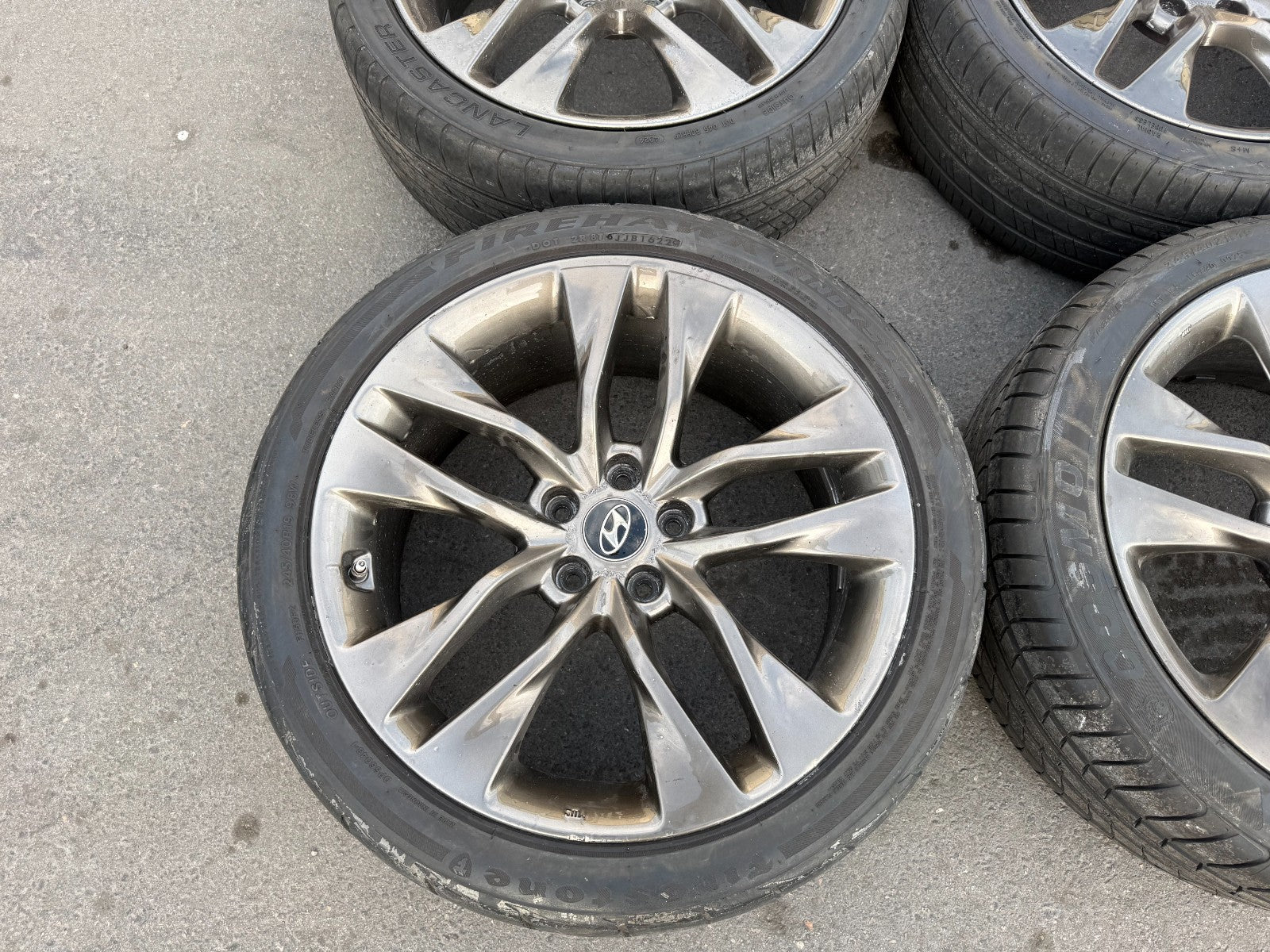 13 16 HYUNDAI GENESIS COUPE   19 INCH R SPEC WHEELS W TIRES   FRONT REAR OEM 2995