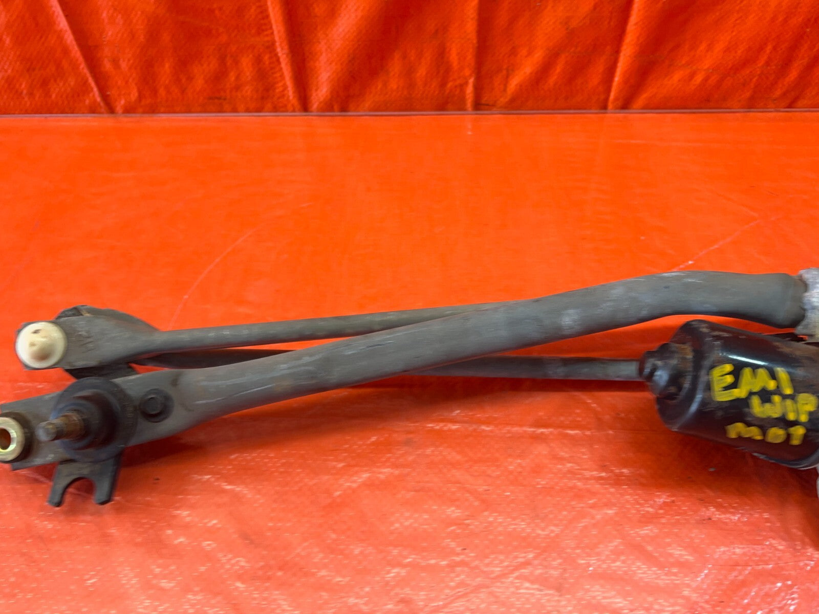 96 00 HONDA CIVIC   WINDSHIELD WIPER MOTOR AND WIPER LINKAGE COMBO   OEM #EM15