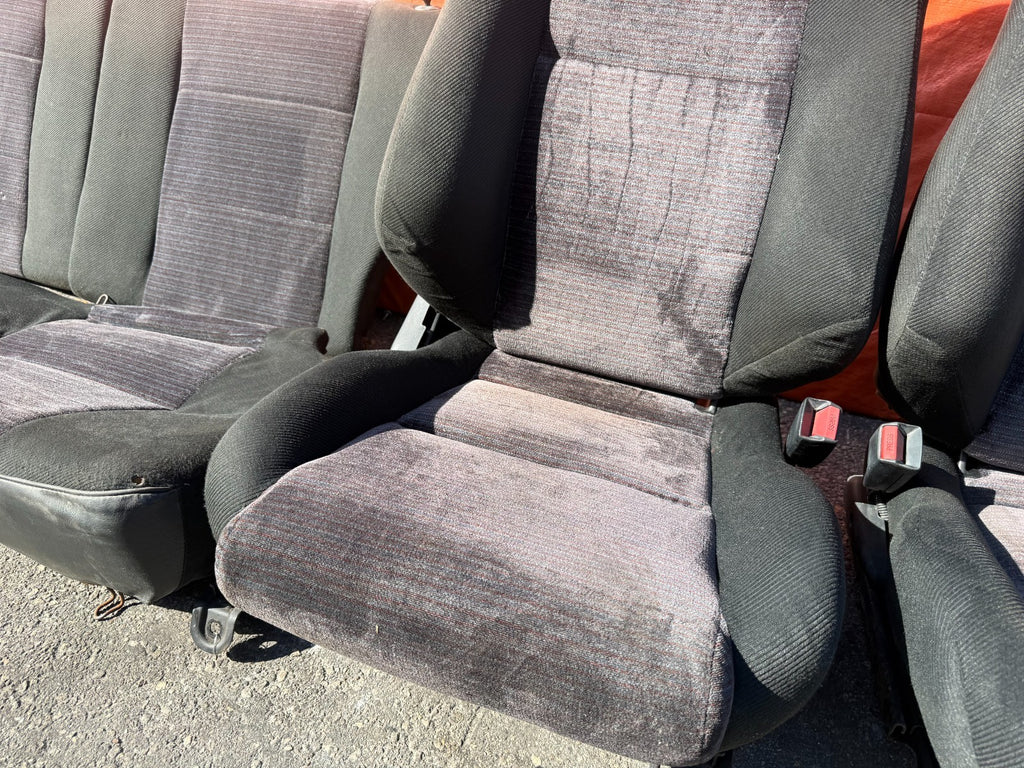 88 91  HONDA CIVIC EF HATCHBACK SI FRONT & REAR SEATS   OEM FACTORY GENUINE 32511