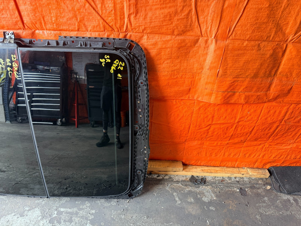 2022-2026 INFINITI QX60 FRONT & REAR PANORAMIC SUNROOF ROOF GLASS PANEL OEM OE4