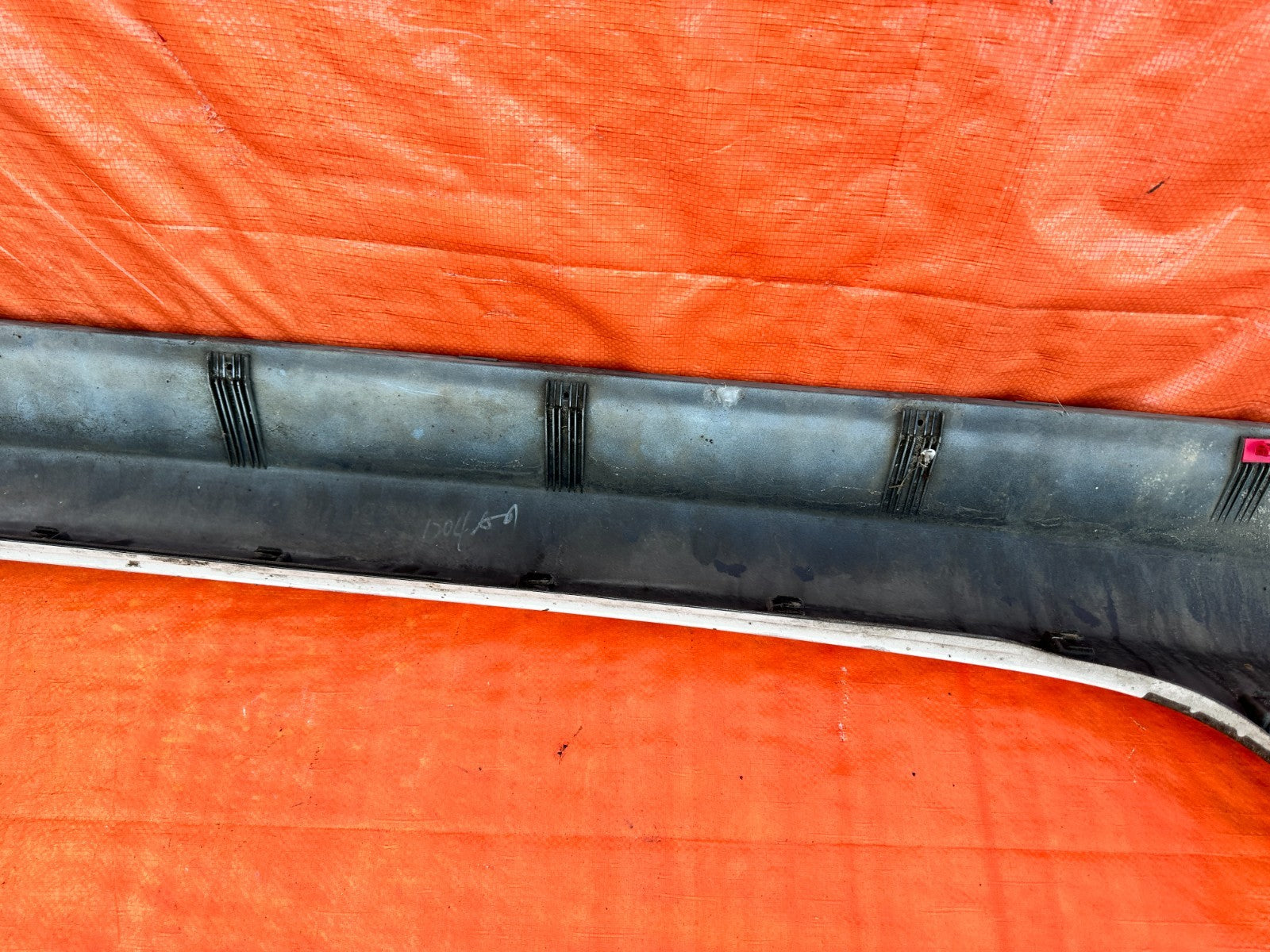 10 16 HYUNDAI GENESIS COUPE DRIVER LEFT SIDE SKIRT ROCKER MOLDING TRIM OEM 32515