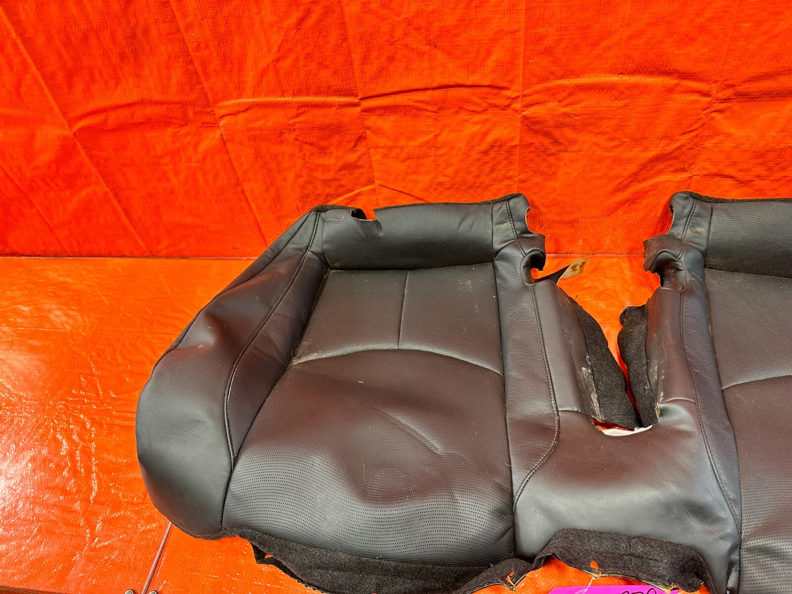 09 15 INFINITI G37 CONVERTIBLE   BLACK LEATHER REAR SEAT LOWER SKIN WRAP OEM 2787