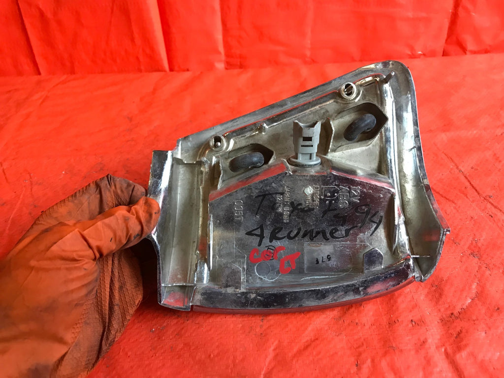 OEM 1994 94 TOYOTA 4RUNNER DRIVER LEFT CORNER LIGHT LAMP L LH5