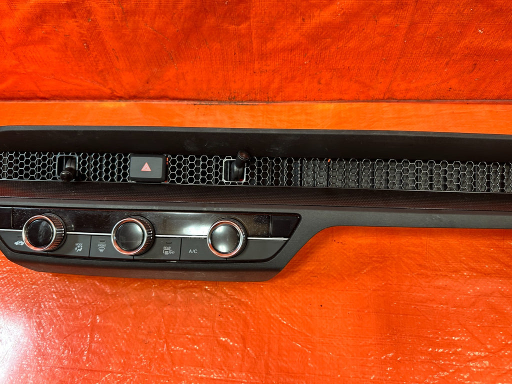 23 25 HONDA CRV CR V   HVAC AIR CONDITIONING AC HEATER CLIMATE CONTROL   OEM OE6