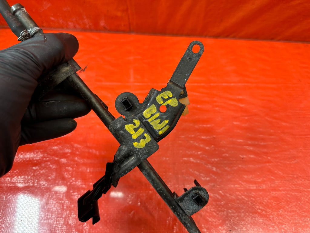 02 05 HONDA CIVIC SI EP3 HATCHBACK   K20A3 ENGINE SERVICE PORT VALVE   OEM #2139