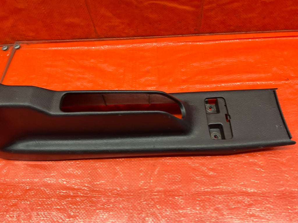 90 93 ACURA INTEGRA   ARM REST CENTER CONSOLE STORAGE DELETE   BLACK   OEM #1609