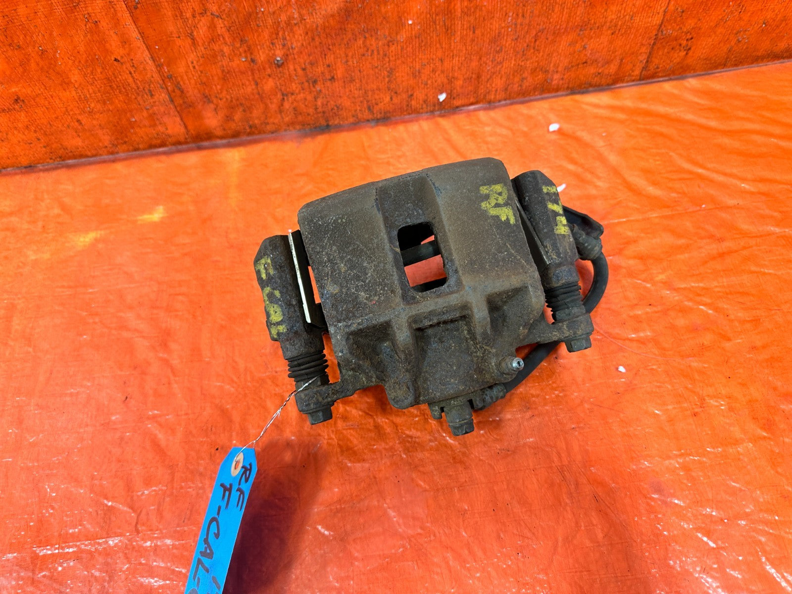 08 12 HONDA ACCORD EX L PASSENGER RIGHT FRONT BRAKE CALIPER AND BRACKET OEM 1741
