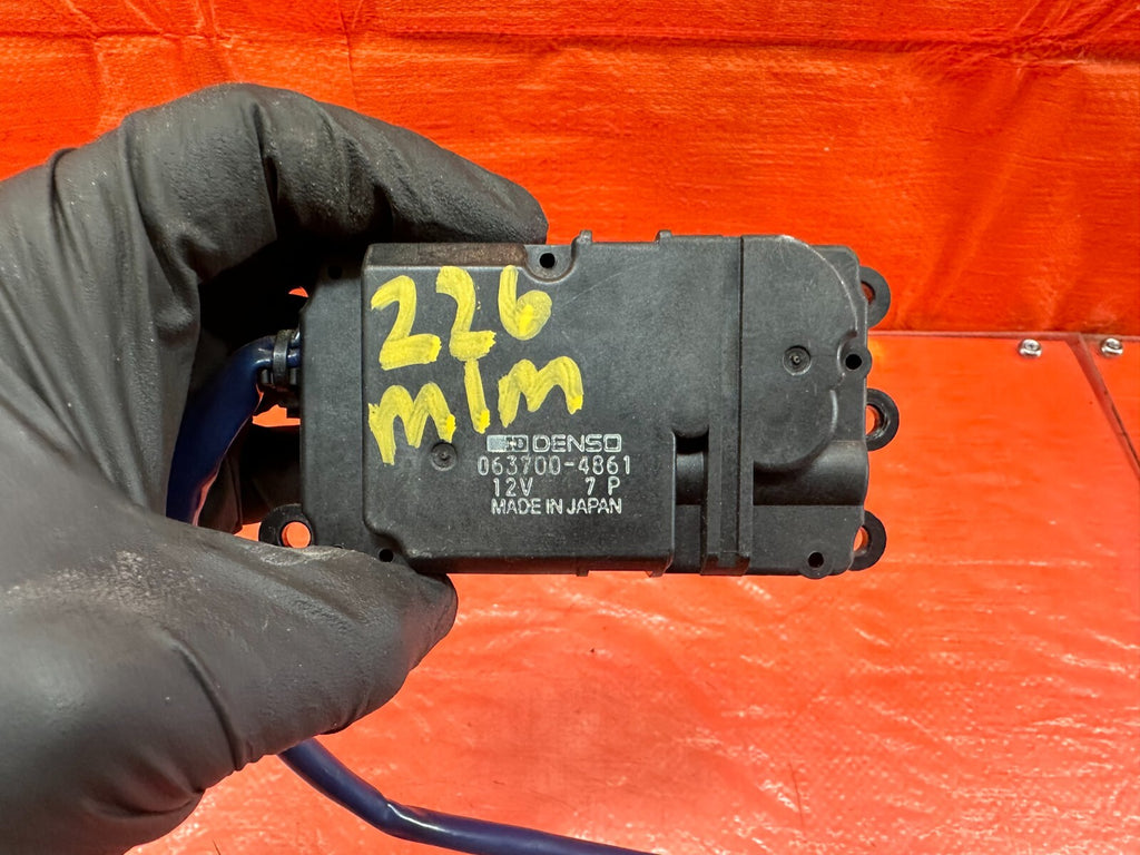 94 01 ACURA INTEGRA   HEATER TEMPERATURE CONTROL ACTUATOR   063700 4861 OEM #2264