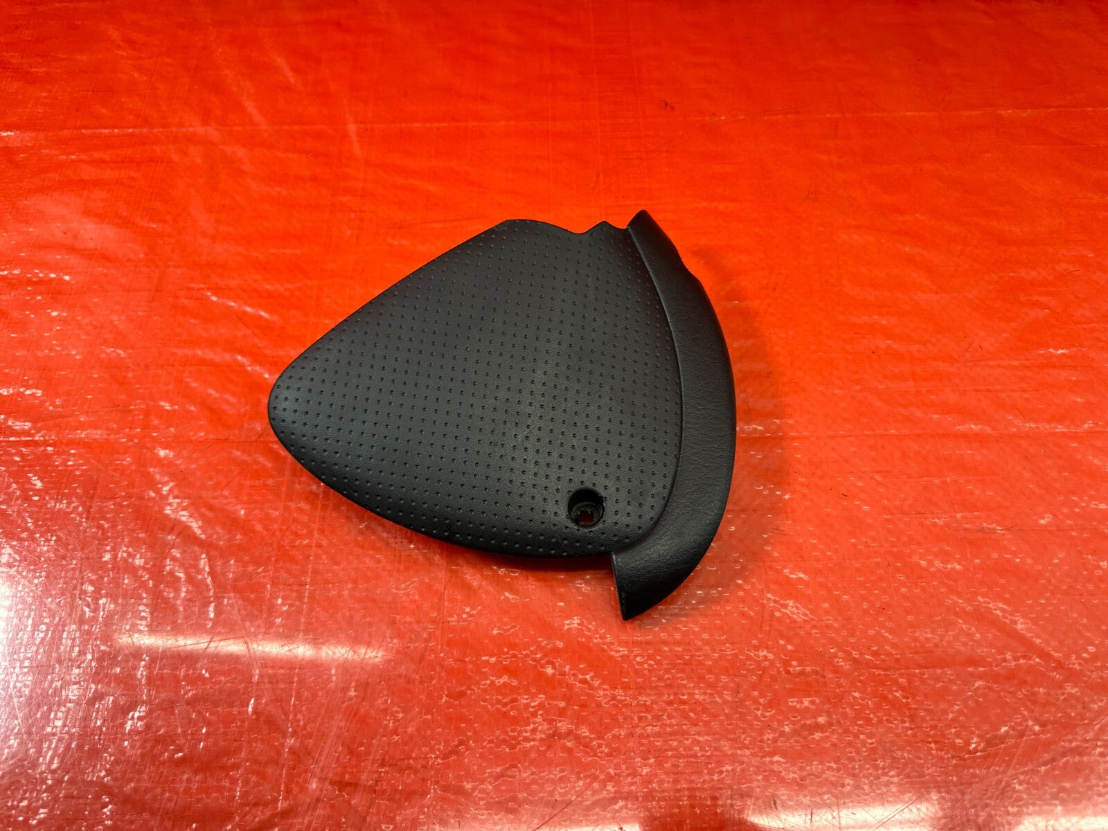 00 09 HONDA S2000   RIGHT LOWER KNEE TRIM PLASTIC PANEL   OEM #19811