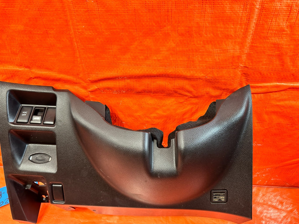 08 13 INFINITI G37 COUPE 2D   KNEE TRIM UNDER STEERING COLUMN LOWER COVER 3203