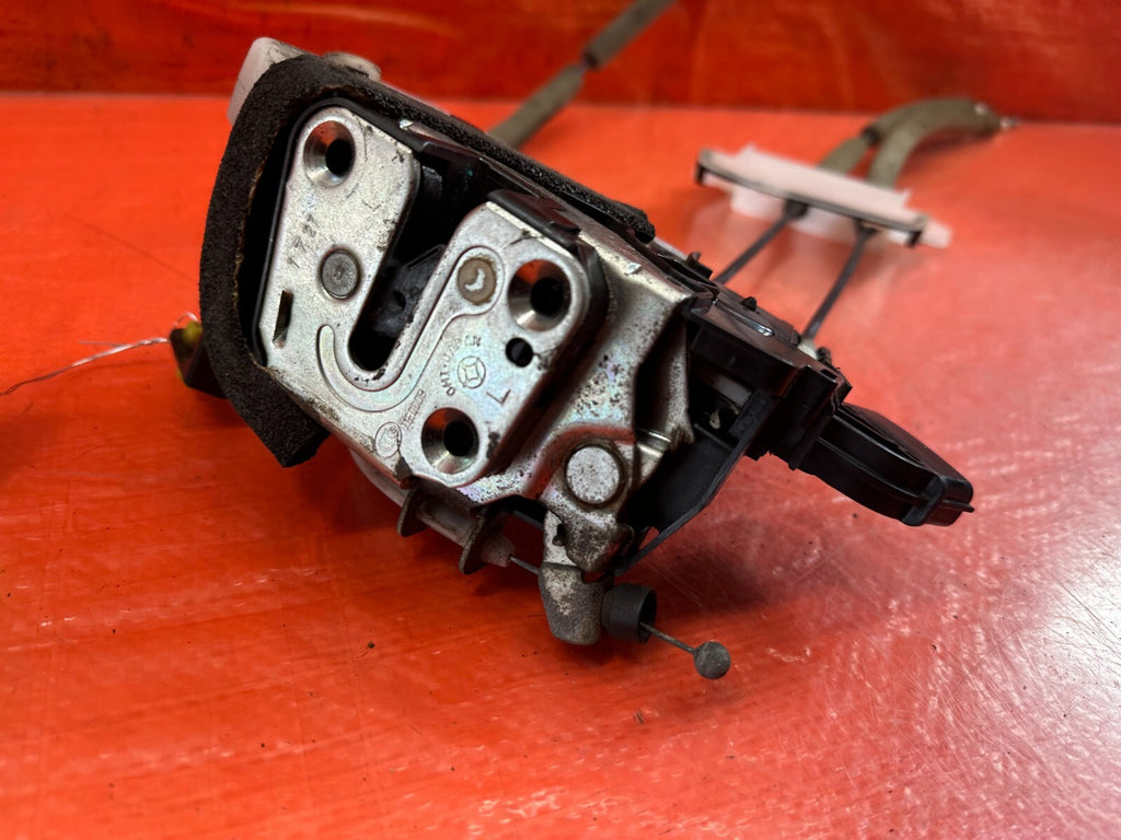07 13 INFINITI G35 G37 SEDAN   DOOR LOCK ACTUATOR DRIVER LEFT FRONT   OEM #2381