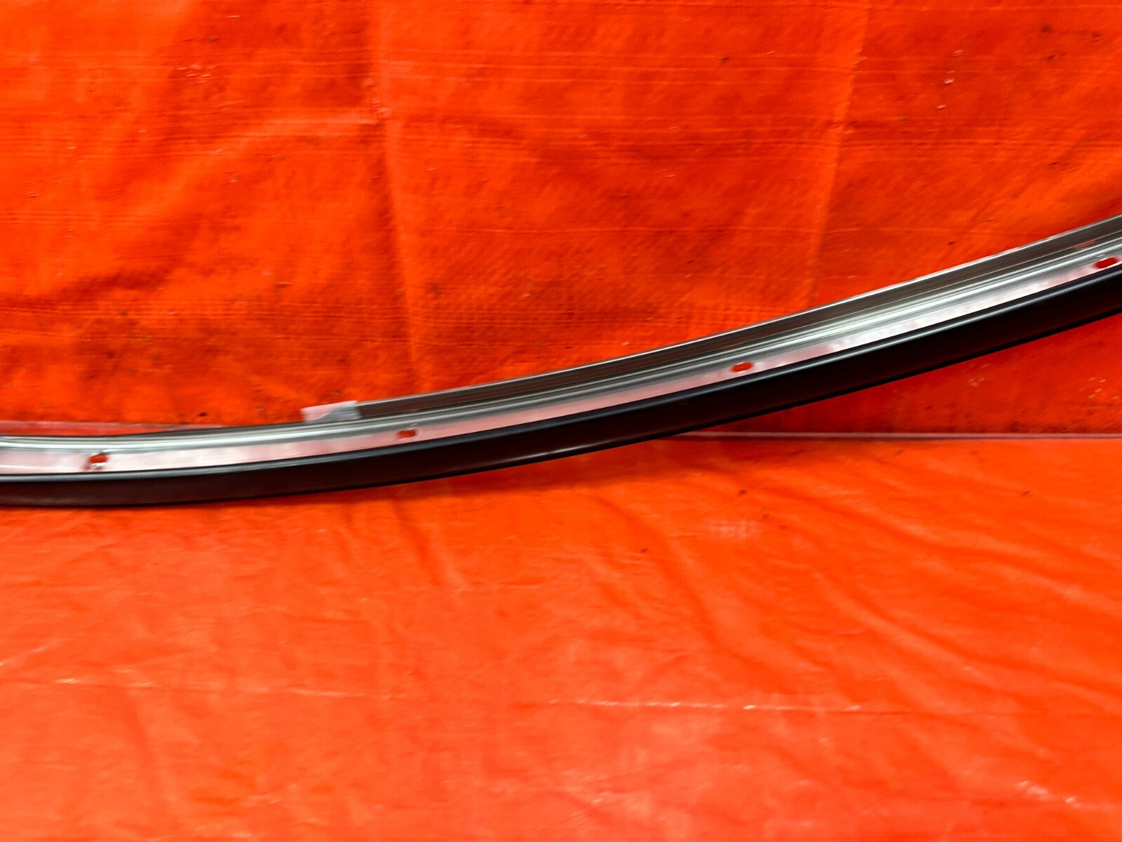13 20 SUBARU BRZ   PASSENGER RIGHT UPPER A PILLAR WEATHER STRIP BRACKET OEM #2923