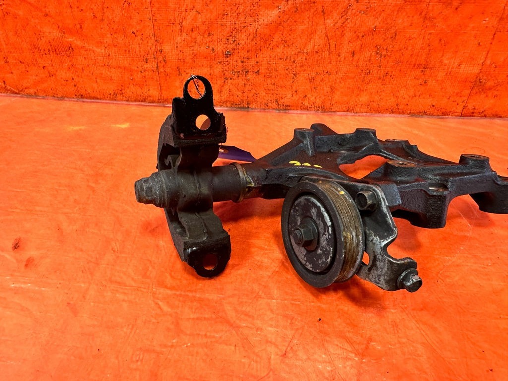 92 95 HONDA CIVIC   D SERIES D15 D16   AC COMPRESSOR BRACKET   OEM #3274