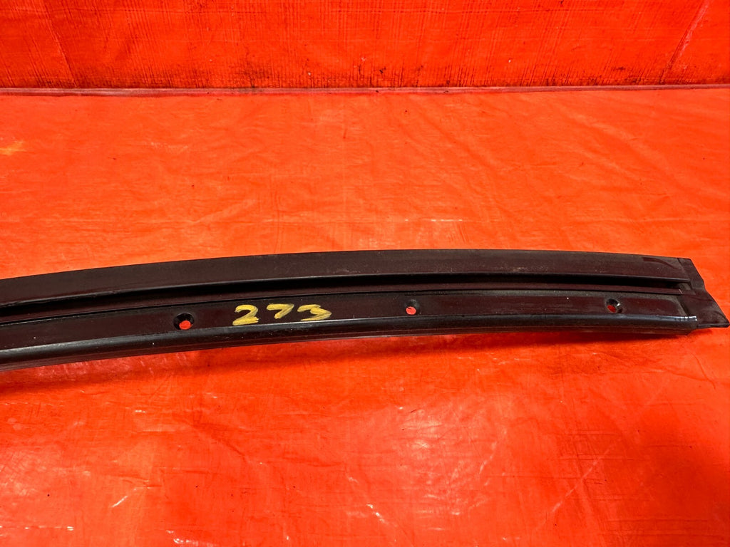 92 96 HONDA PRELUDE   RIGHT DOOR SASH TRIM MOLDING STRIP B PILLAR OEM 2739