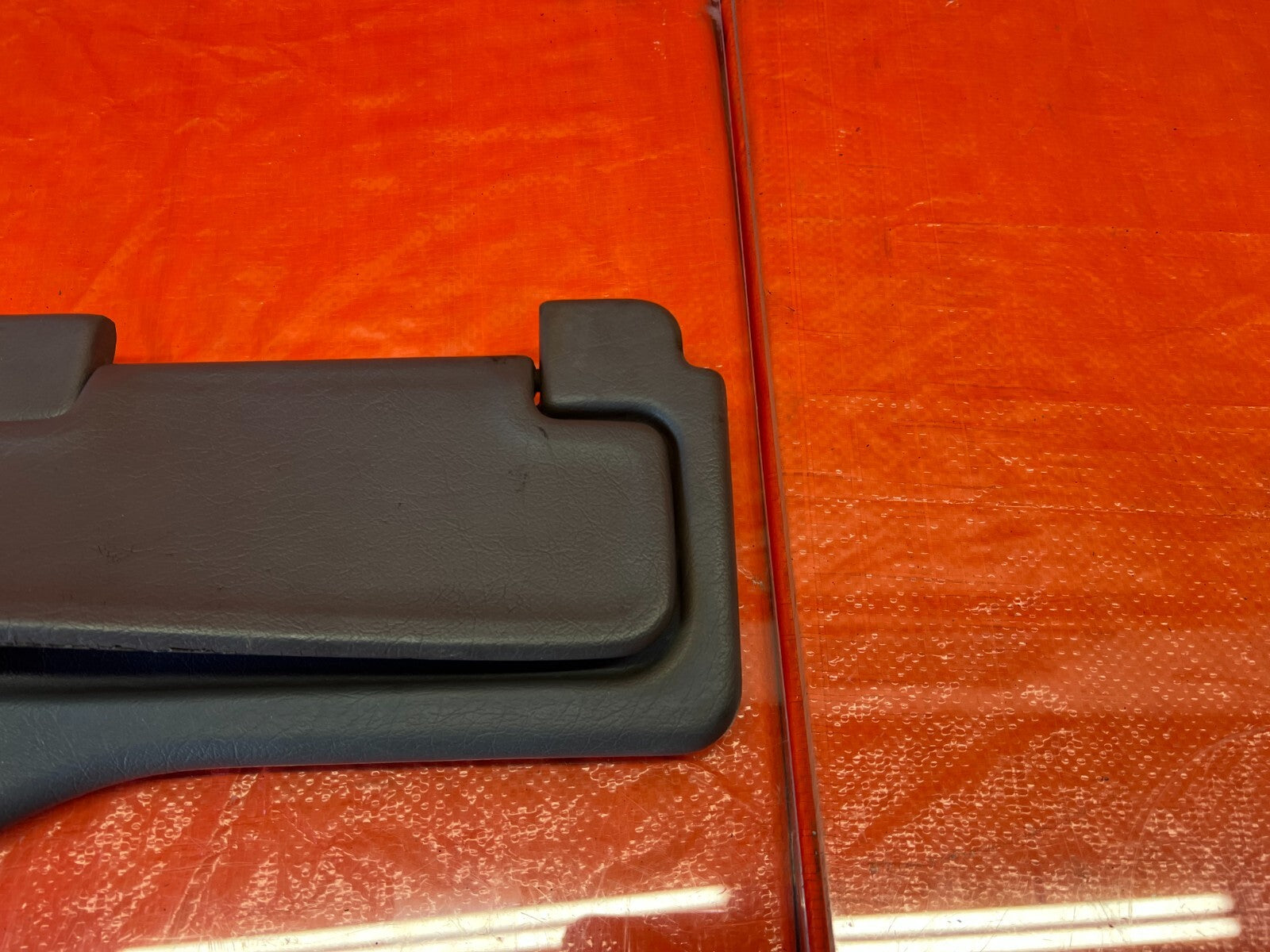 94 95 HONDA DEL SOL   SUN VISOR   PASSENGER RIGHT SIDE   GRAY COLOR   OEM #1264
