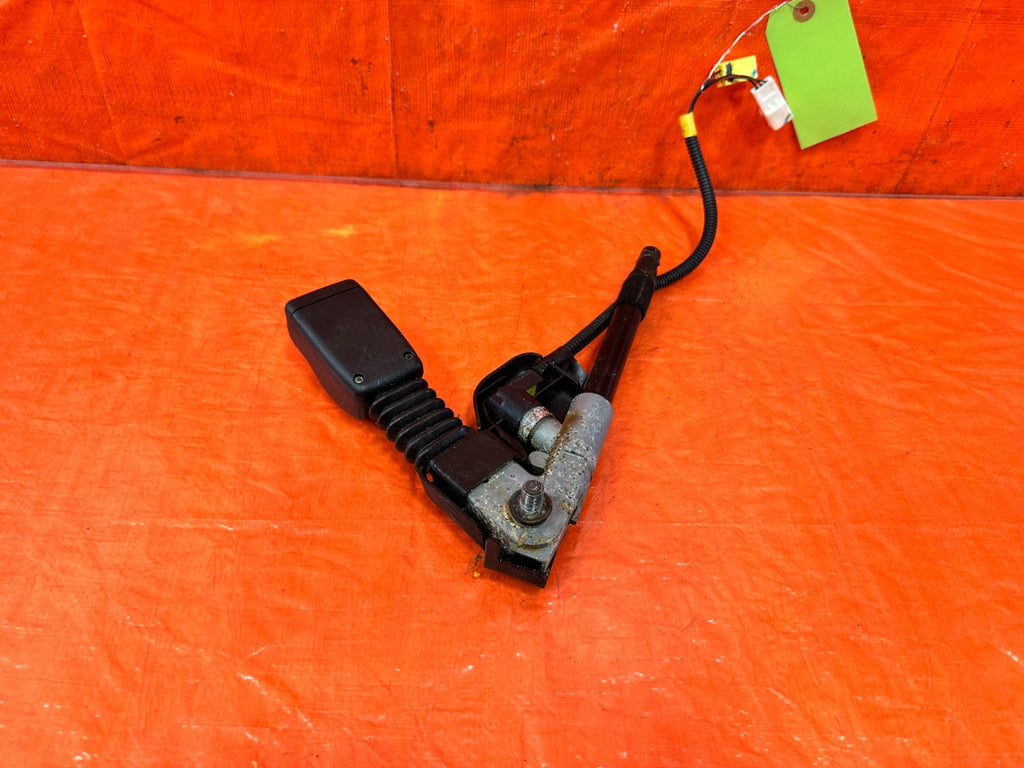 07 11 HONDA CIVIC SEDAN   PASSENGER RIGHT FRONT SEAT BELT CLIP BUCKLE OEM 3003
