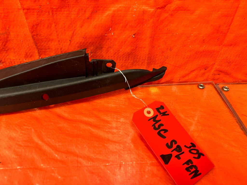 09 14 ACURA TSX   PASSENGER RIGHT UPPER FENDER ENGINE BAY TRIM PLATIC   OEM #3051