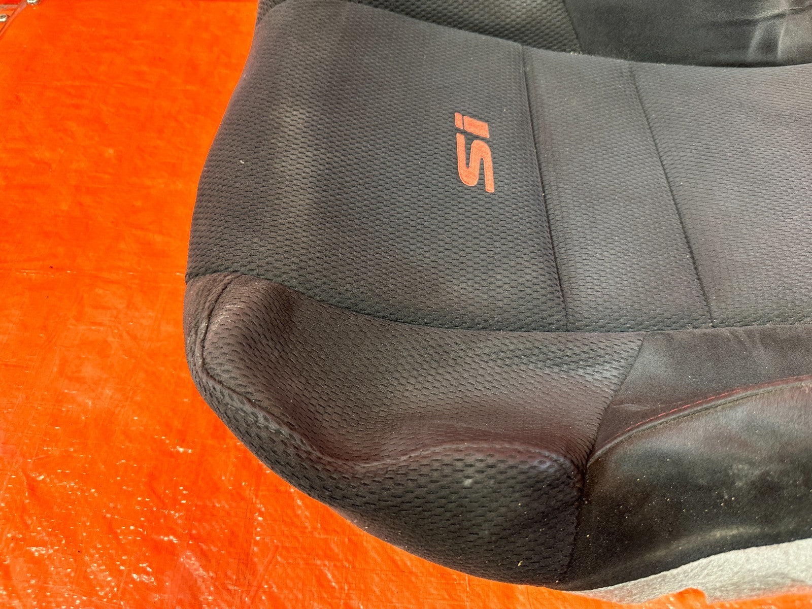 06 11 HONDA CIVIC SI DRIVER LEFT FRONT UPPER SEAT SKIN CLOTH FABRIC COVER OEM 005