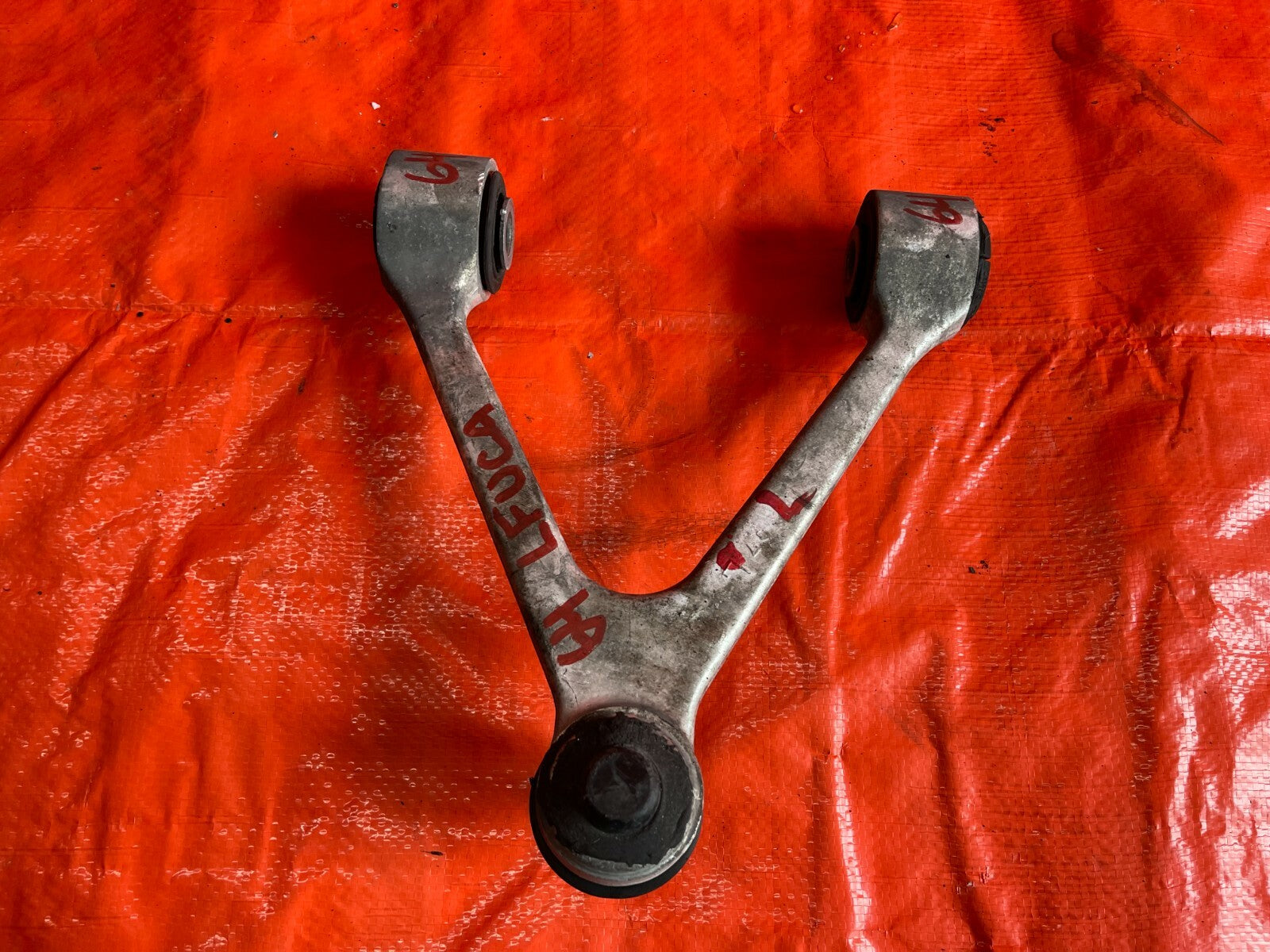 92 94 SC300 SC400   DRIVER LEFT FRONT   UPPER CONTROL ARM   OEM OE #648