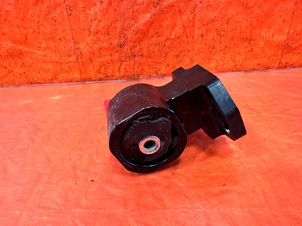 92 95 HONDA CIVIC   1320 D & B SERIES   POLYURETHANE RIGHTE NGINE MOUNT 3275